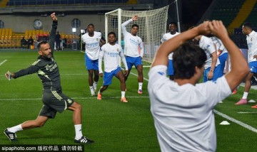 西甲经典对决:皇家马德里与巴塞罗那的世纪之战