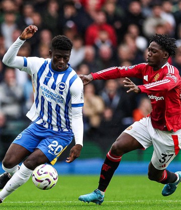 曼联或邀哈维执教,三选一顶级中场加盟,德甲门将或成热门选择