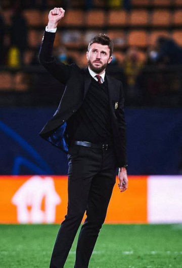 逆转颓势重拾信心：卡里克在曼联起步稳扎稳打，展现出色领导力