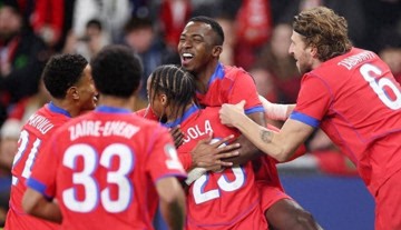 7-2狂胜!6-1血洗!欧冠一夜炸裂:巴黎巴萨暴走,穆帅爆冷,马竞溃败!