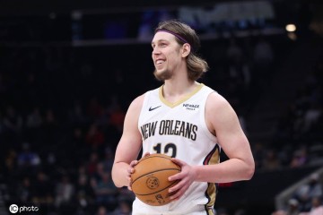 文班帮手+1!马刺送出两小将 从奇才得到奥利尼克