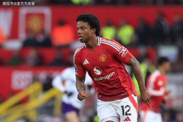 一日英超动向:哈兰德5球2助实在太残暴,奥纳纳惹怒阿莫林被租