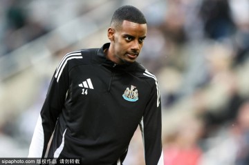 维尔茨+埃基蒂克=完美? 利物浦距离完美还差这9笔交易