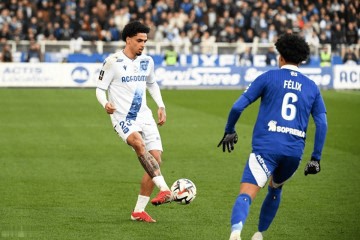 法甲对决：斯特拉斯堡主场迎战洛里昂，中下游抢分关键战！