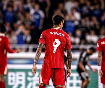 伊萨克逼宫纽卡要求离队,沙特报价努涅斯,利物浦引援成本并不高