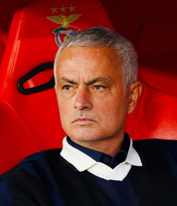 穆里尼奥接手本菲卡!新赛季三大看点,球迷期待狂人表现