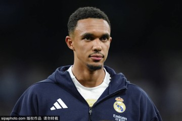 西甲经典对决:马竞2-2皇马,姆巴佩与索尔洛特的对抗引发的战术思考