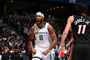 法甲卫冕冠军签下前灰熊凯尔特人锋线,他在NBA的情况不容乐观?