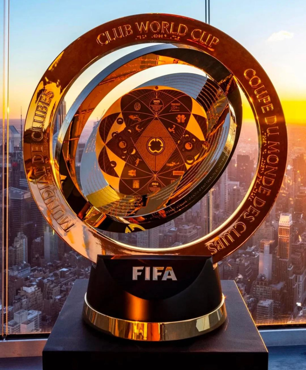 意甲媒体热议:普利西奇本赛季表现出色,他对标阿莱格里在尤文执教期间的伊瓜因